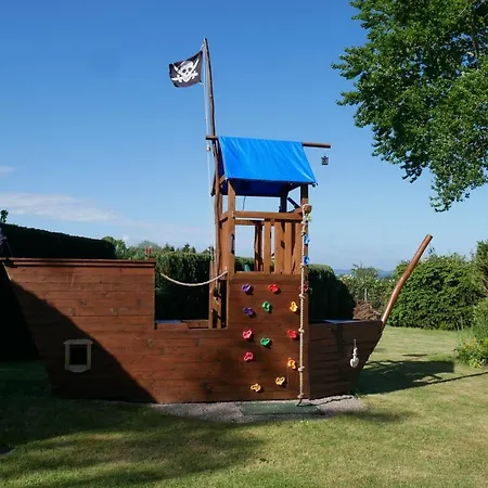 Piratenaussicht بيت للعطل غلوفي
